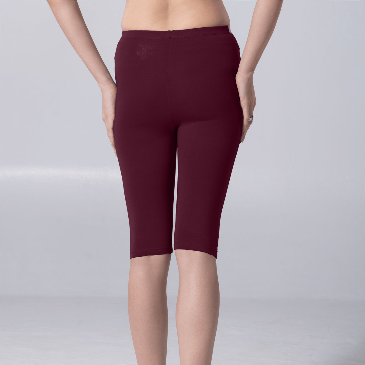 Noa (N) Tights in Wine back view worn by model