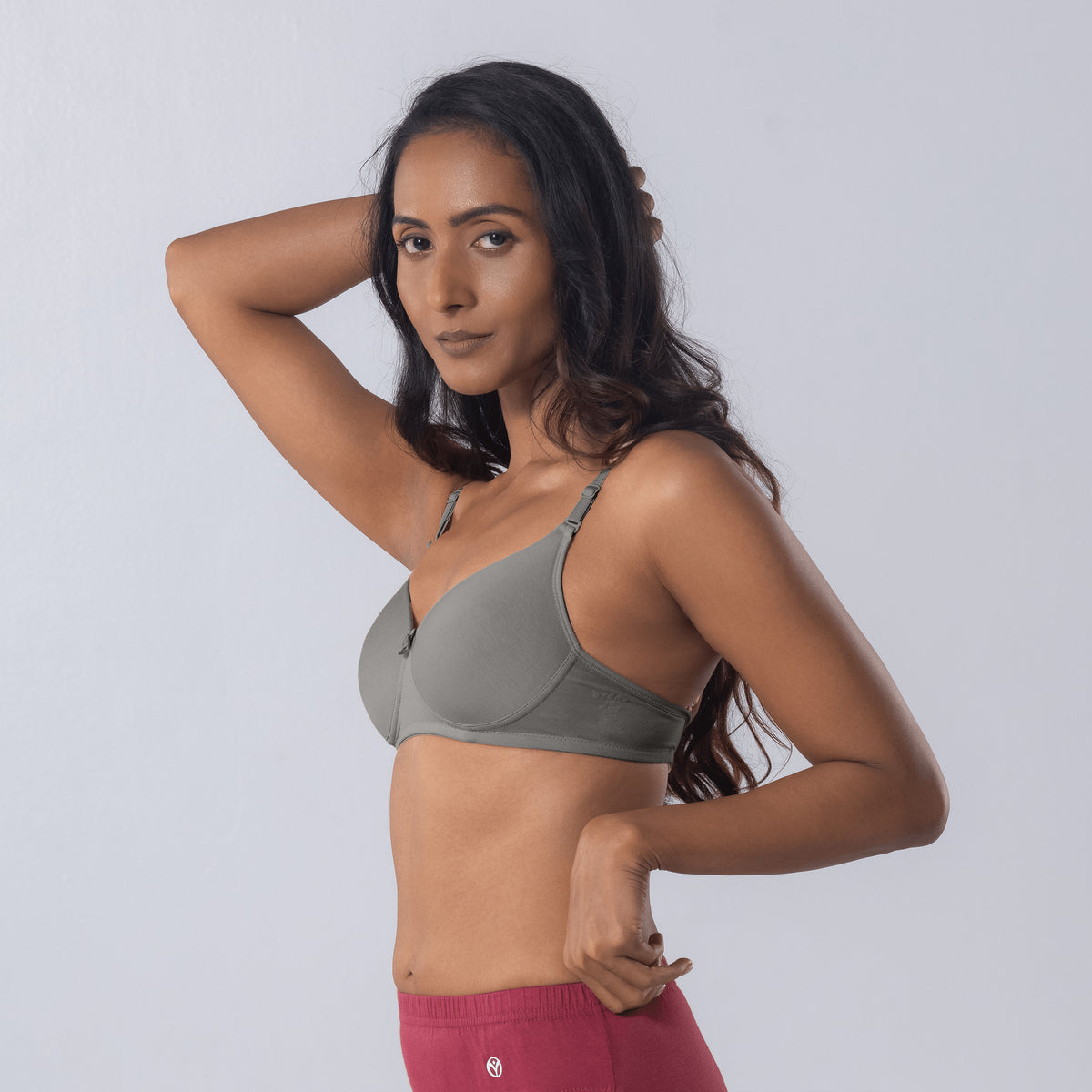 LadyO Stella Full Padded Bra in Grey, side view worn by model.