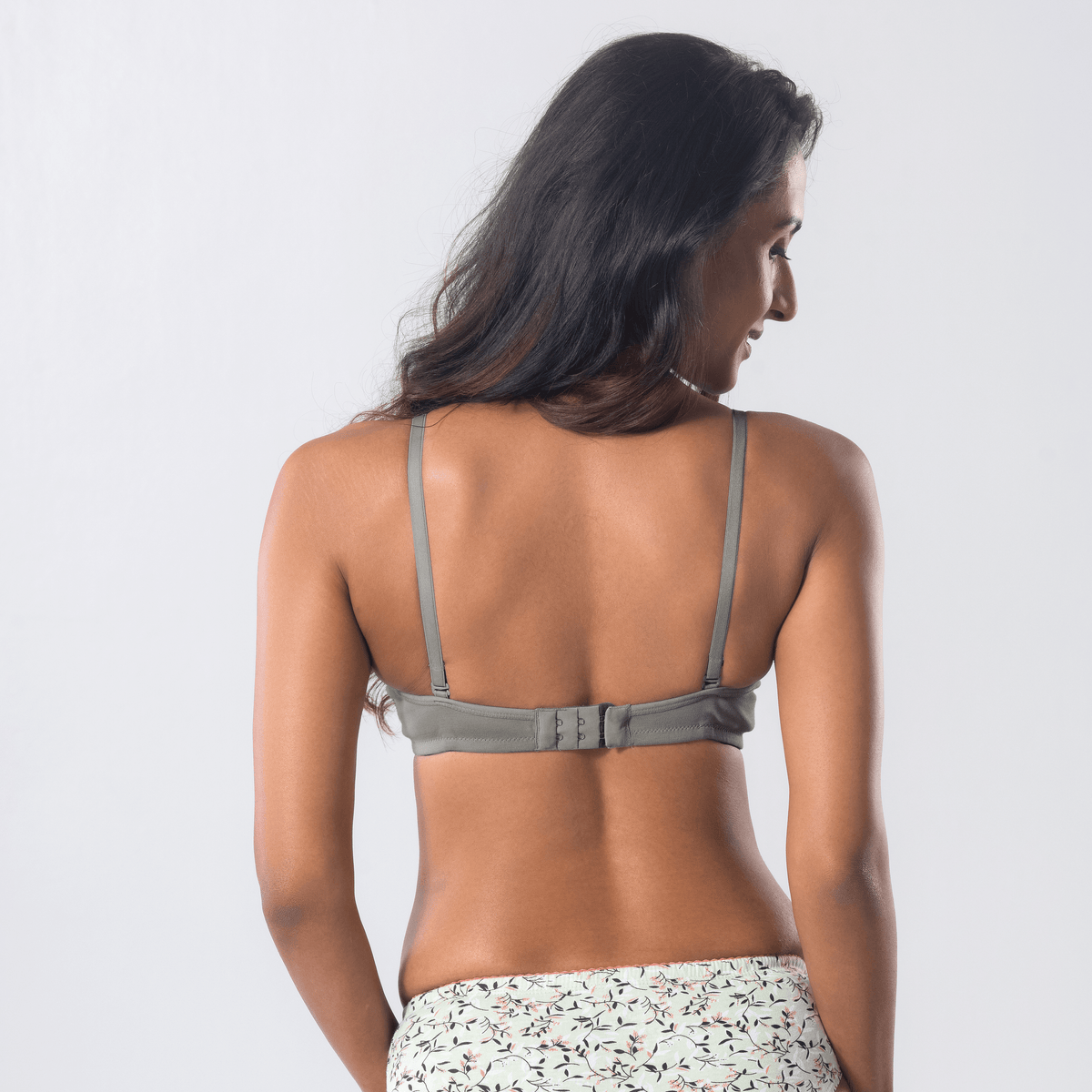 Melody T-Shirt Bra in Grey, U-back view worn by model.