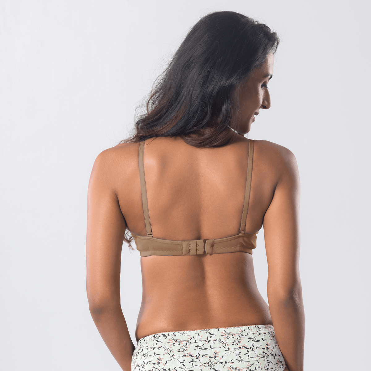 Melody T-Shirt Bra in Skin, U-back view worn by model.