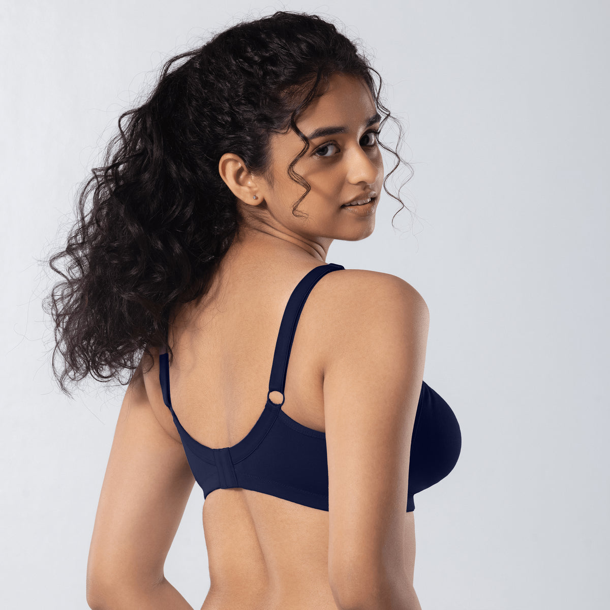 LadyO Clara Plus Size Bra in Navy, side view worn by model.
