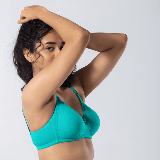 Emika-C Plus Bra in Pastel Green, detailed shot worn by model.