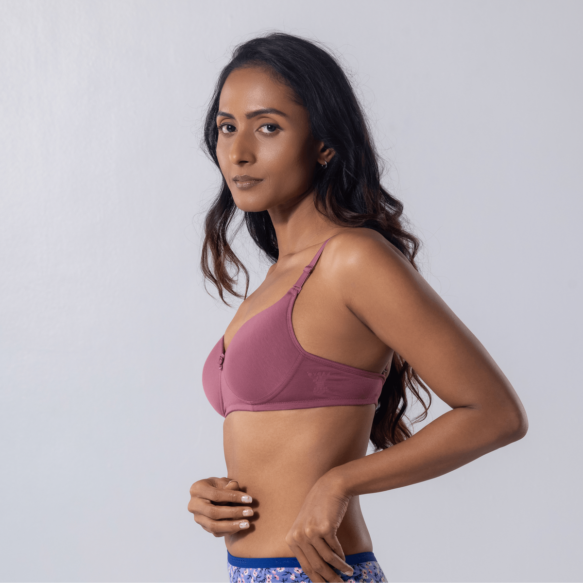 LadyO Stella Full Padded Bra in Onion, side view worn by model.